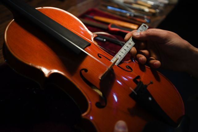 专业提琴保养与维修 从华蕴小提琴音柱调整到深层次定制养护